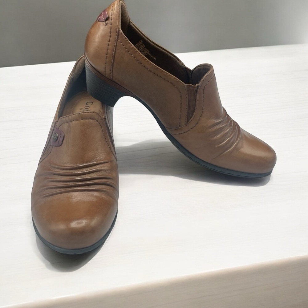 Cobb Hill women’s size 7M tan leather